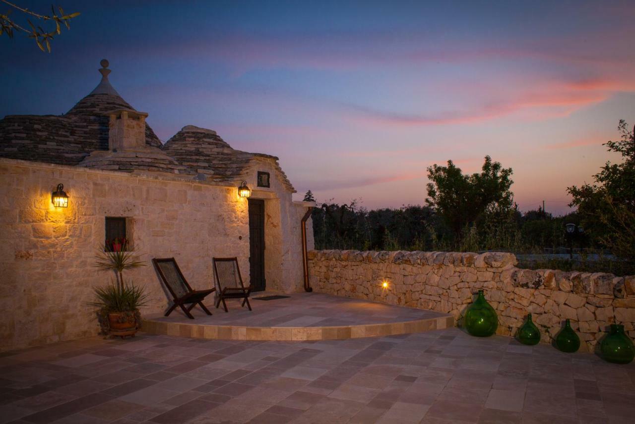 アルベロベッロ Trulli A Sud-Estヴィラ エクステリア 写真